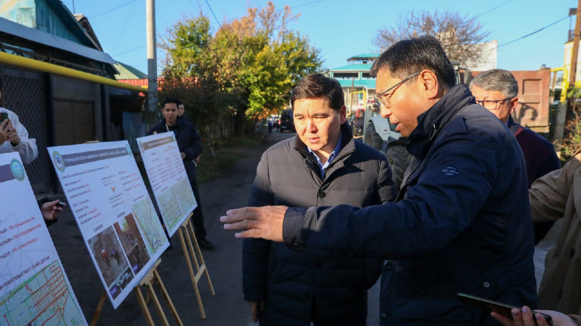 Досаев поручил синхронизировать работы по инженерным сетям, арыкам и ...