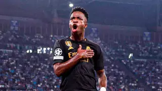 Толкнул и угрожал: фанаты расшифровали слова звезды "Реала"