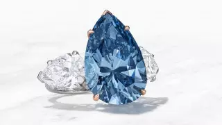 Самый редкий бриллиант в мире продали по космической цене
