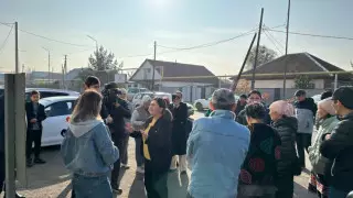 "Токты қиып кетем деп қорқытады". Алматы облысының тұрғындары бірнеше күннен бері жарықсыз отыр