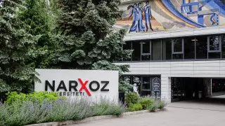 Английские судьи провели судебное заседание в Университете Нархоз