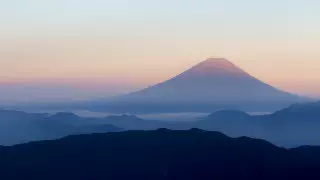 В Японии появился новый остров после извержения вулкана