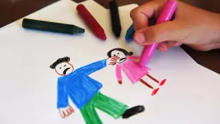 Как помочь ребенку, который подвергается побоям со стороны родителей