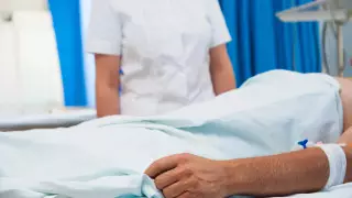 Падение альпинистов в Астане: что известно о состоянии выжившего