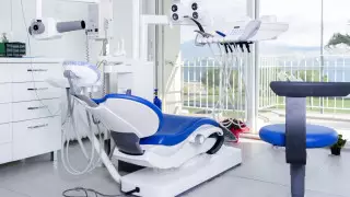 Полсотни стоматологов могут остаться без работы в Кызылорде