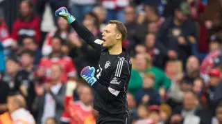 Мануэль Нойер женился: фанаты восхитились красотой избранницы