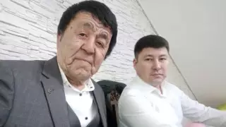 "Ән айтып ақша тауып жүрмін". Ерте қартайған Нұржан Өркешбаев қазір қайда жүр?