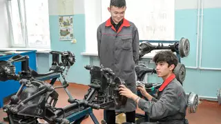 Allur помогает выпускать для заводов высококвалифицированные современные кадры