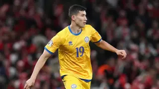 Зайнутдинову запретили лететь со сборной Казахстана в Словению