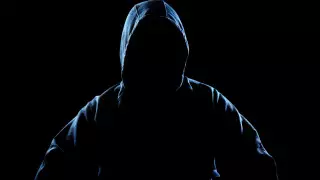 Ввести наказание за сталкинг предложили в Генпрокуратуре