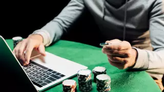В АФМ составили список незаконных онлайн-казино в Казахстане