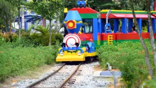 “Я на такой в детстве прокатился“. Аким рассказал о восстановлении детской железной дороги