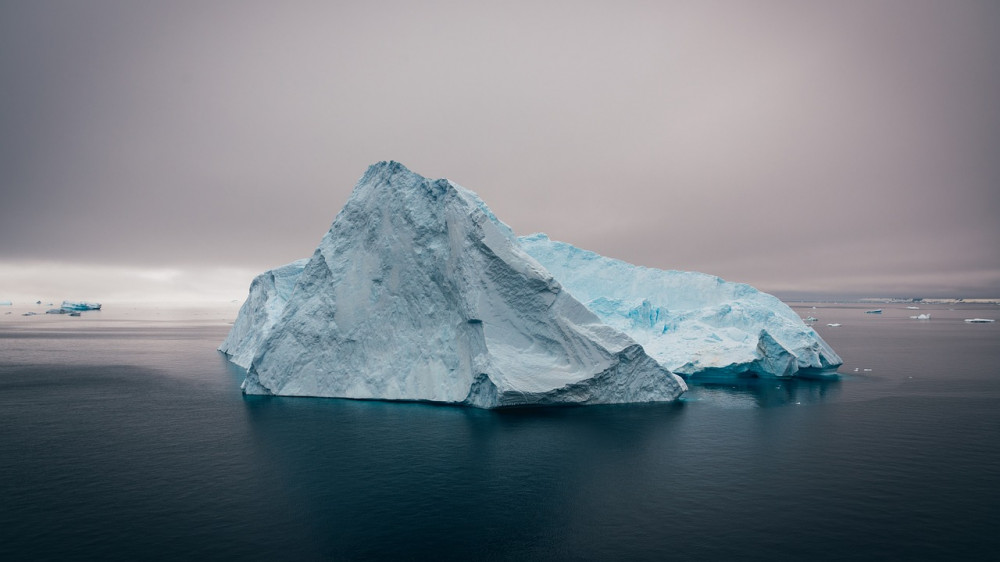 Самый большой в мире айсберг начал движение впервые за 30 лет