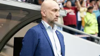 Главный тренер сборной Казахстана по футболу возглавил "Актобе" - СМИ