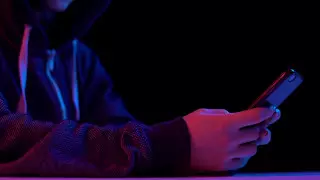 Осужденному на 25 лет мужчине увеличили срок за звонок из колонии