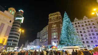 Названы лучшие города для празднования Нового года