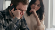 Имеют ли право кредиторы звонить родственникам должника?