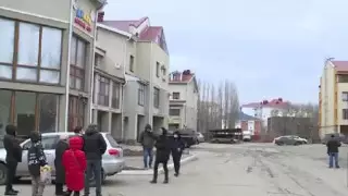 "Это небезопасно": жители ЖК в Актобе выступили против открытия хостела в их доме