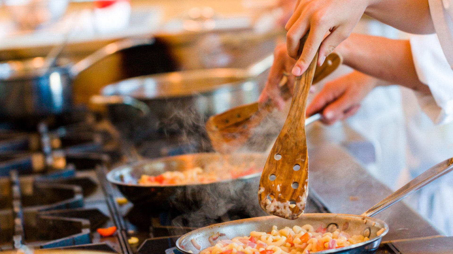 Cookery lesson. Кулинарные мастер классы пенсионеры. Поваренных Артем. Мастер ёда. Будем готовя?.