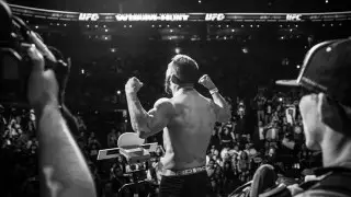 Поединок "сбежавшего" от Рахмонова бойца завершился досрочно