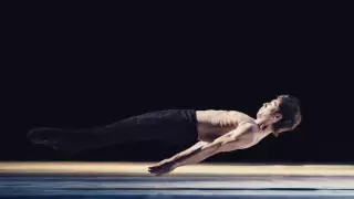 "Мыңнан бірі ғана шақырту алады" - Данияда балет әртісі болып қызмет ететін қазақ жігіті