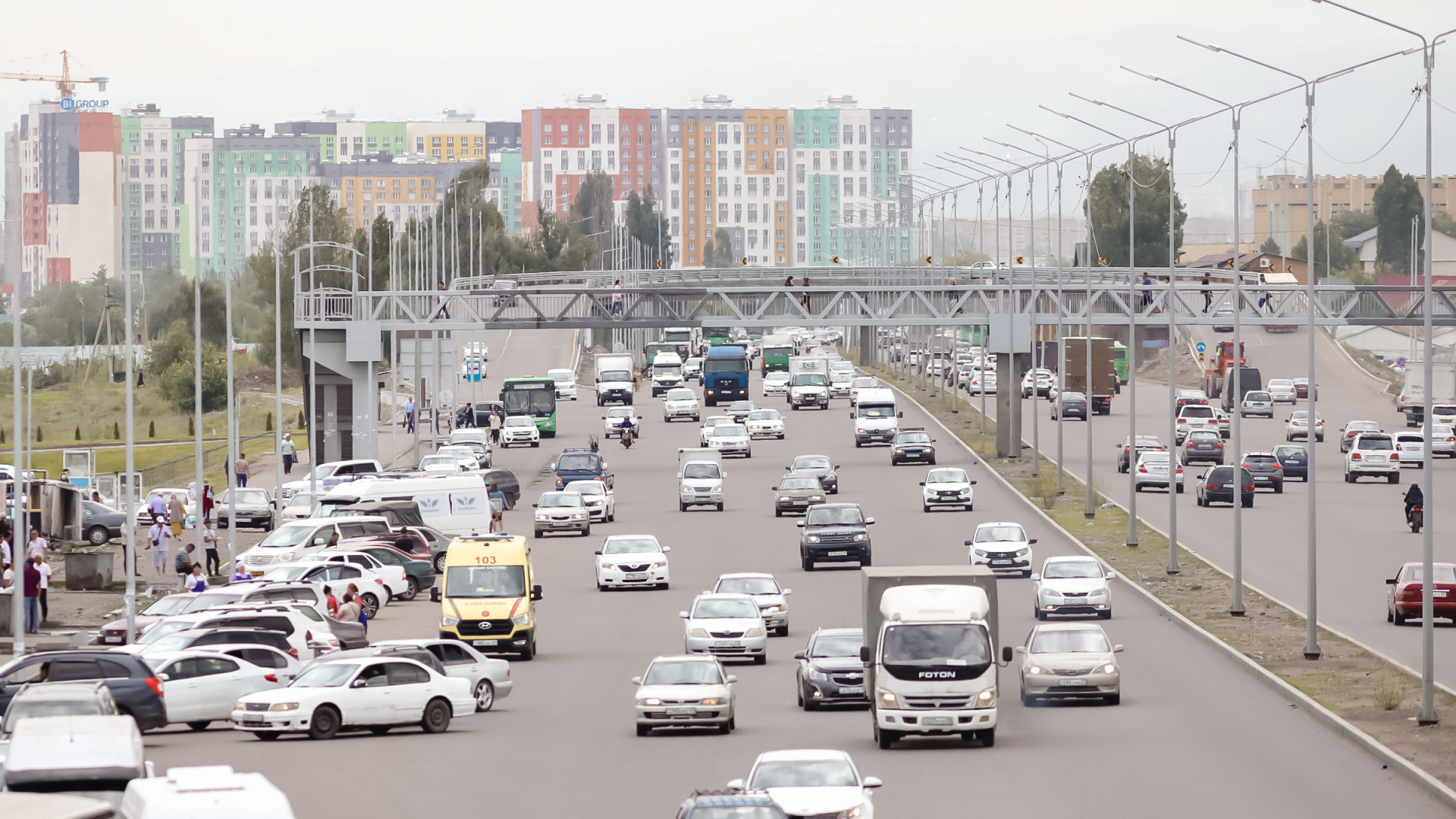 В Алматы хотят сузить автомобильные полосы на дорогах: 06 декабря 2023  10:26 - новости на Tengrinews.kz