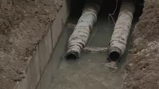 "Новые трубы сгнили": 500 многодетных семей остались без отопления в Шымкенте