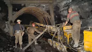 "Большая победа для Казахстана" - депутат о сделке с "АрселорМиттал"