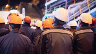 "Требовали повышения зарплаты после недели работы": аким о забастовке рабочих в Атырау