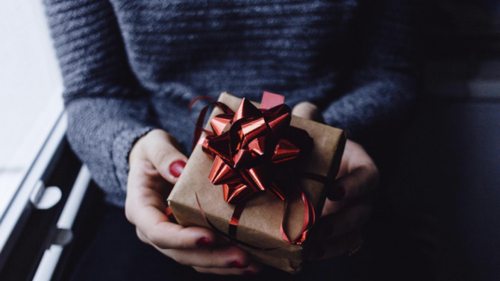 5 способов намекнуть о желаемом подарке на Новый год перечислила психолог