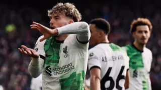 Камбэк за 15 минут выявил нового лидера в АПЛ