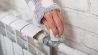 Из-за аварий в своих квартирах замерзают жители Темиртау и Риддера