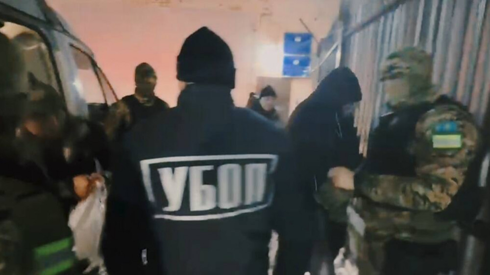 Кадр из видео polisia.kz.