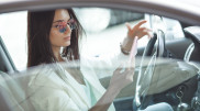 Житель Шымкента совершил курьезную кражу из салона авто и получил 2,5 года