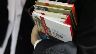 Школьников Шымкента и Жамбылской области перевели на дистанционку