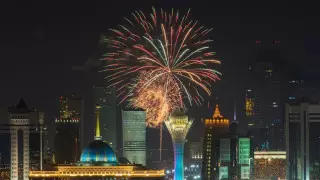 Куда сходить в праздничные выходные в Астане и Алматы