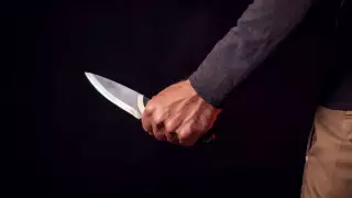 Мужчину зарезали возле караоке-клуба в Алматы