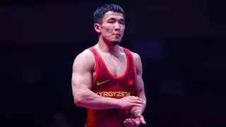 Известный борец Жоламан Шаршенбеков выступил против изменения флага Кыргызстана