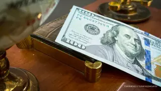 Сколько стоят доллар, евро и рубль в обменниках 22 декабря