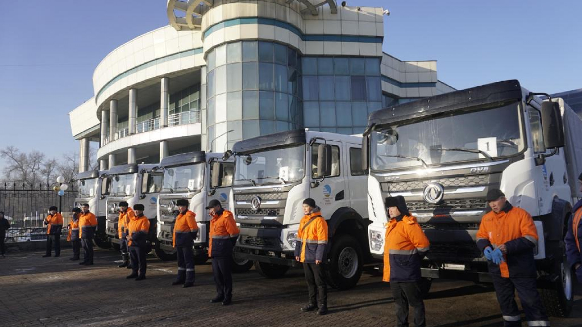 Свыше 380 автомашин приобрели для железнодорожников в текущем году: 25  декабря 2023 09:01 - новости на Tengrinews.kz