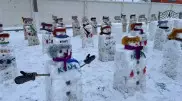 Орду из 2100 снеговиков слепили сельчане в Костанайской области