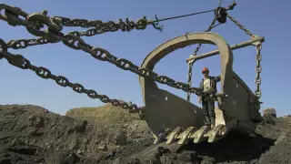 Полмиллиона человек в Казахстане работают на вредных производствах - Смаилов