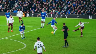 Ошибка или камбэк? Спорный пенальти решил судьбу матча "МанСити" в АПЛ