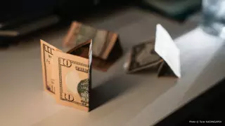 Курс доллара упал еще на 2 тенге: итоги торгов 28 декабря