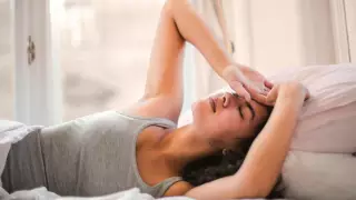 Сон в одиночестве оказался здоровее сна с партнером