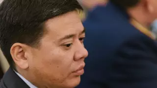 Экс-министру юстиции продлили арест