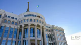 Токаев присудил стипендии Олжасу Сулейменову, Асанали Ашимову и Бибигуль Тулегеновой