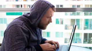 На Android обнаружили вирусную программу, виртуозно ворующую пароли