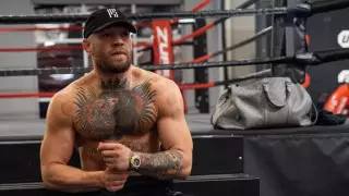 Макгрегор назвал дату боя с Чендлером