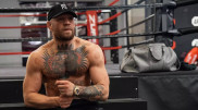 Макгрегор назвал дату боя с Чендлером